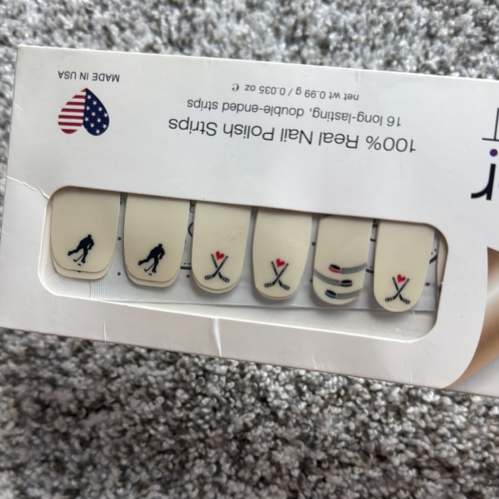 Color Street Nail Strips - Hockey - Picture 4 of 4